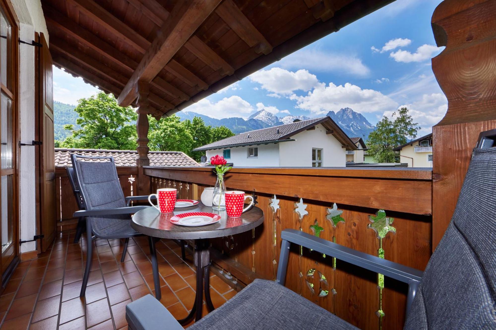 Ferienwohnungen Alpspitzecho Garmisch-Partenkirchen Luaran gambar