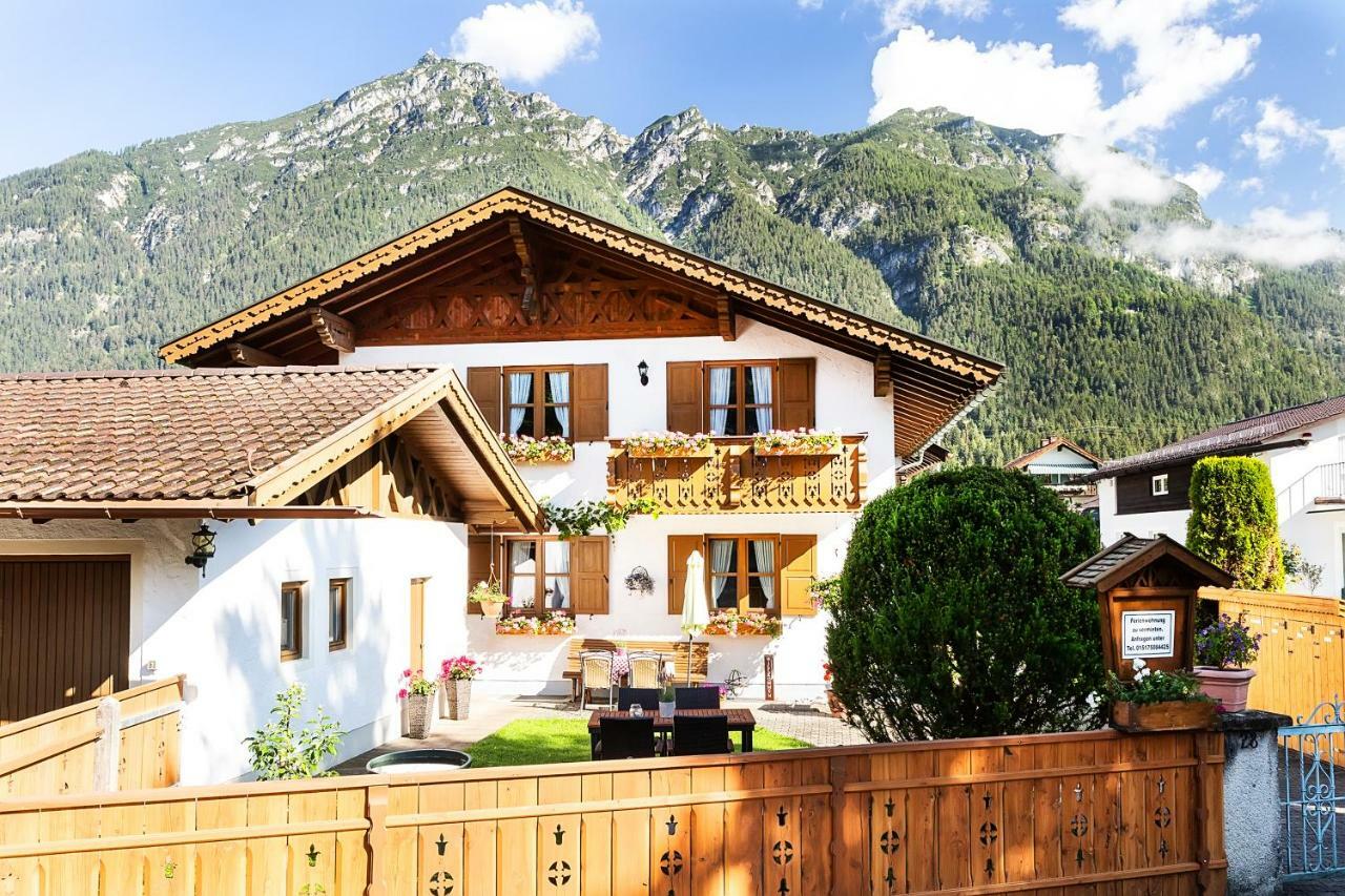 Ferienwohnungen Alpspitzecho Garmisch-Partenkirchen Luaran gambar
